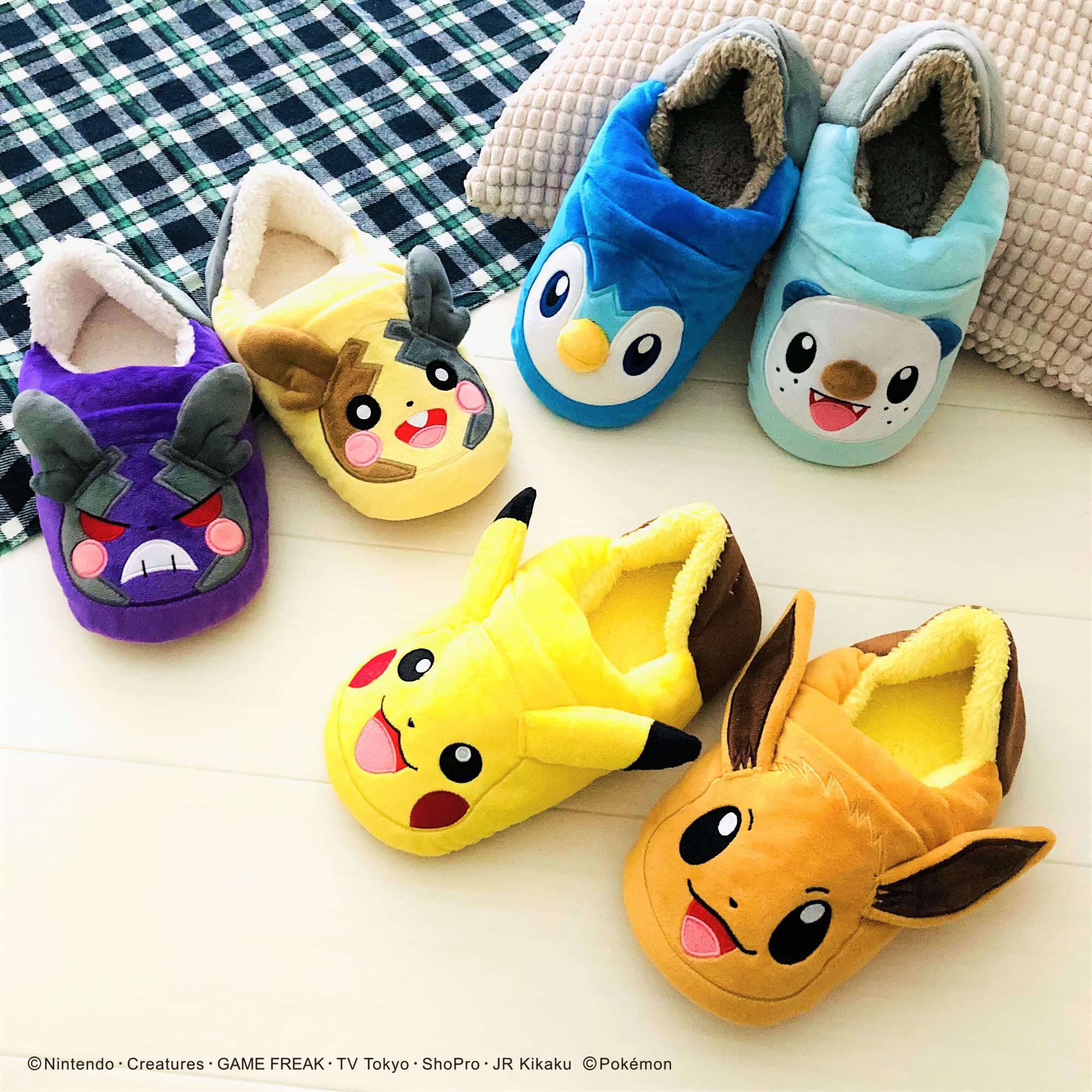 ヌメラ スリッパ ルームシューズ　ポケモンセンター　プレミア　希少品 Amazon.co.jp: [MORIPiLO] ポケモン スリッパ 室内 ルームシューズ